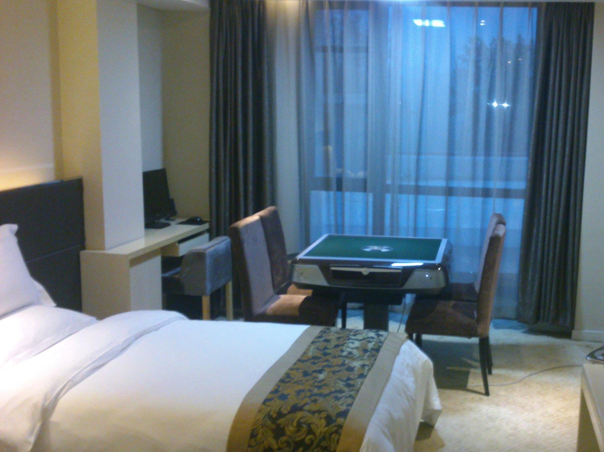 Huayin Huashan Fortune Hotel מראה חיצוני תמונה
